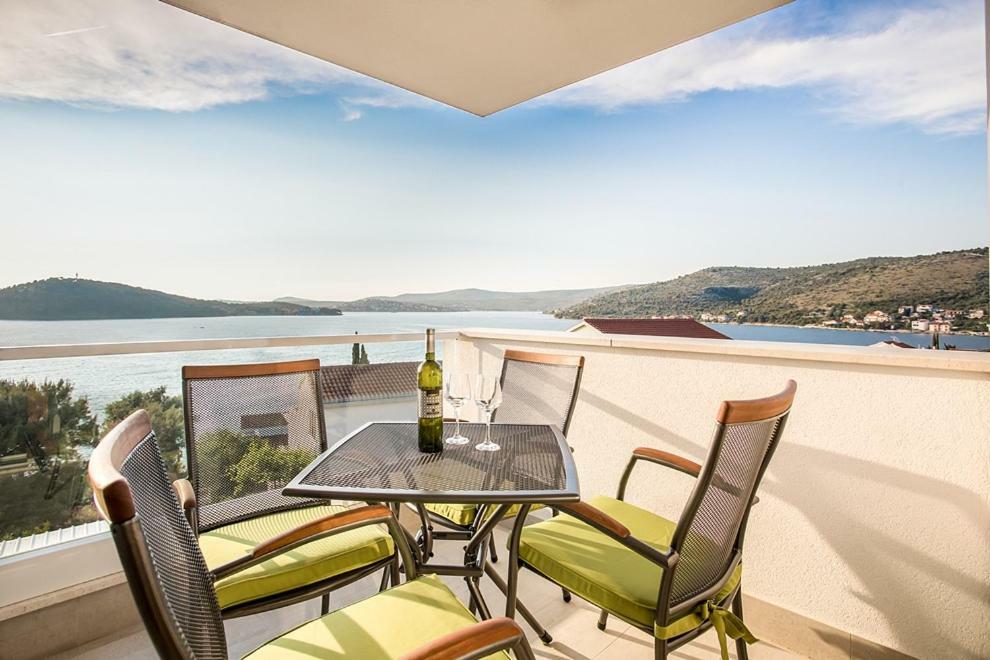 Apartments Jelena Ражань Экстерьер фото