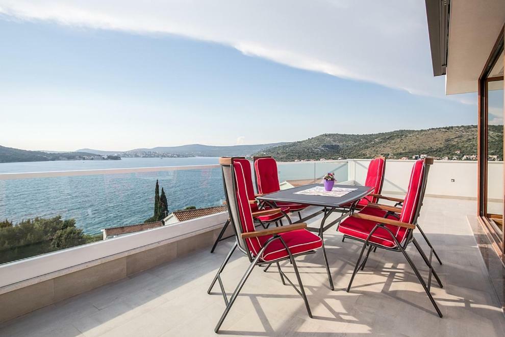 Apartments Jelena Ражань Экстерьер фото
